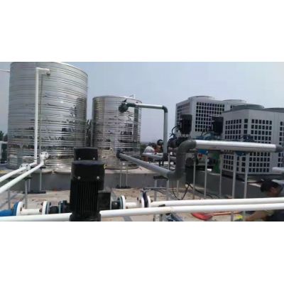 2臺30匹超低溫機組來滿足浴場每天40噸的洗浴用水